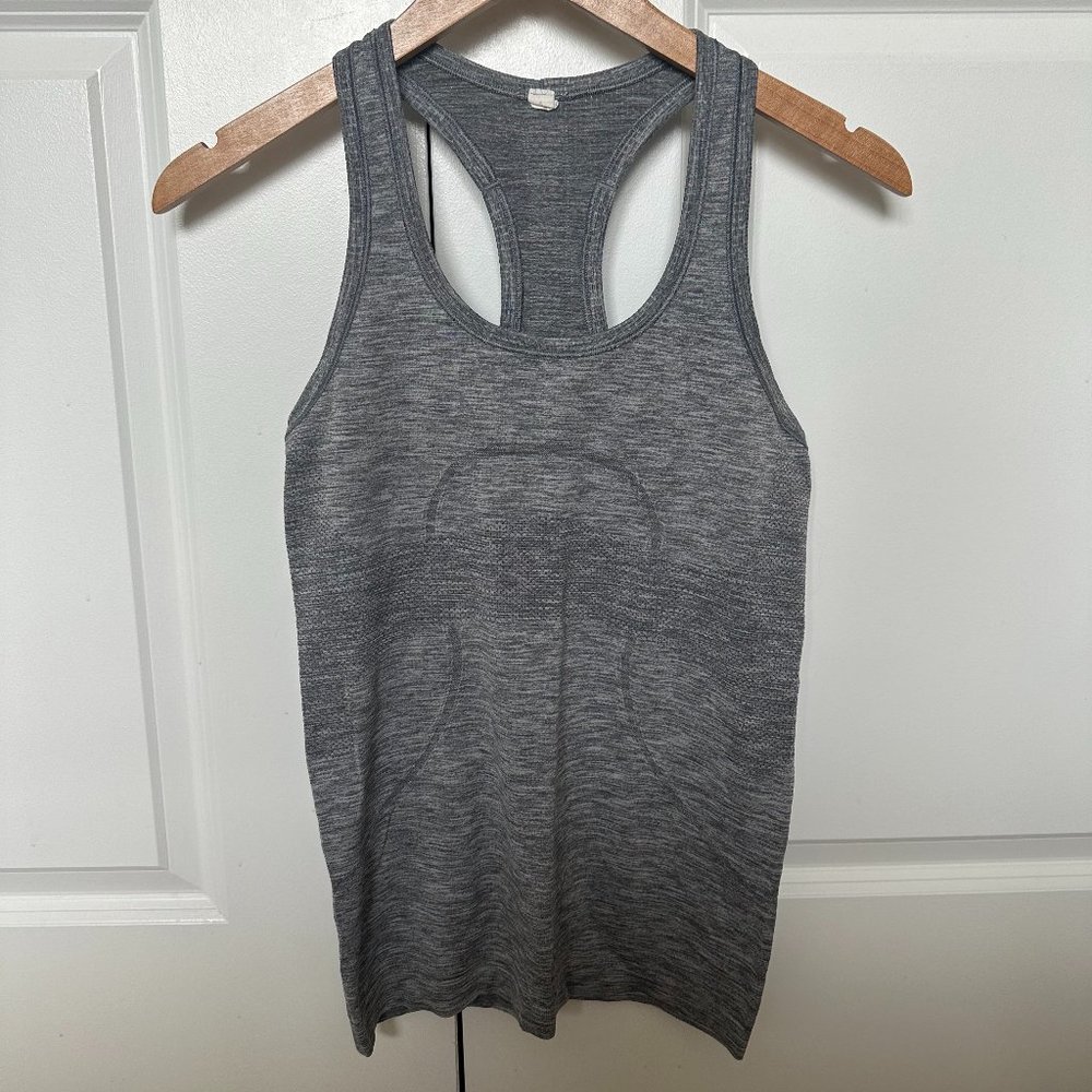 Lululemon Swiftly Tech Racerback - Size 6